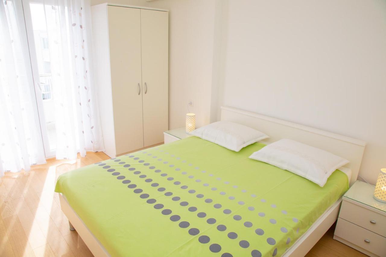 Tonica Apartments Novalja Luaran gambar