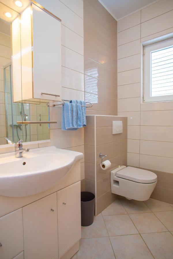 Tonica Apartments Novalja Luaran gambar